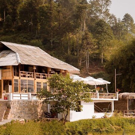 Le Chalet Homestay Bac Ha  Exteriör bild