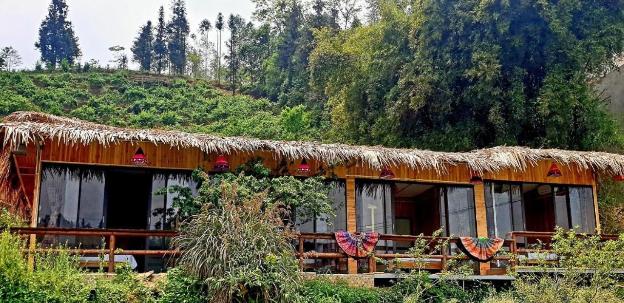 Le Chalet Homestay Bac Ha  Exteriör bild